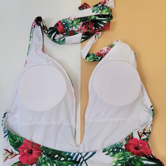 Begonia.K  Tropical Print Deep V-Neck Criss Cross Floral One Piece Swimsuit NEW - Picture 8 of 12